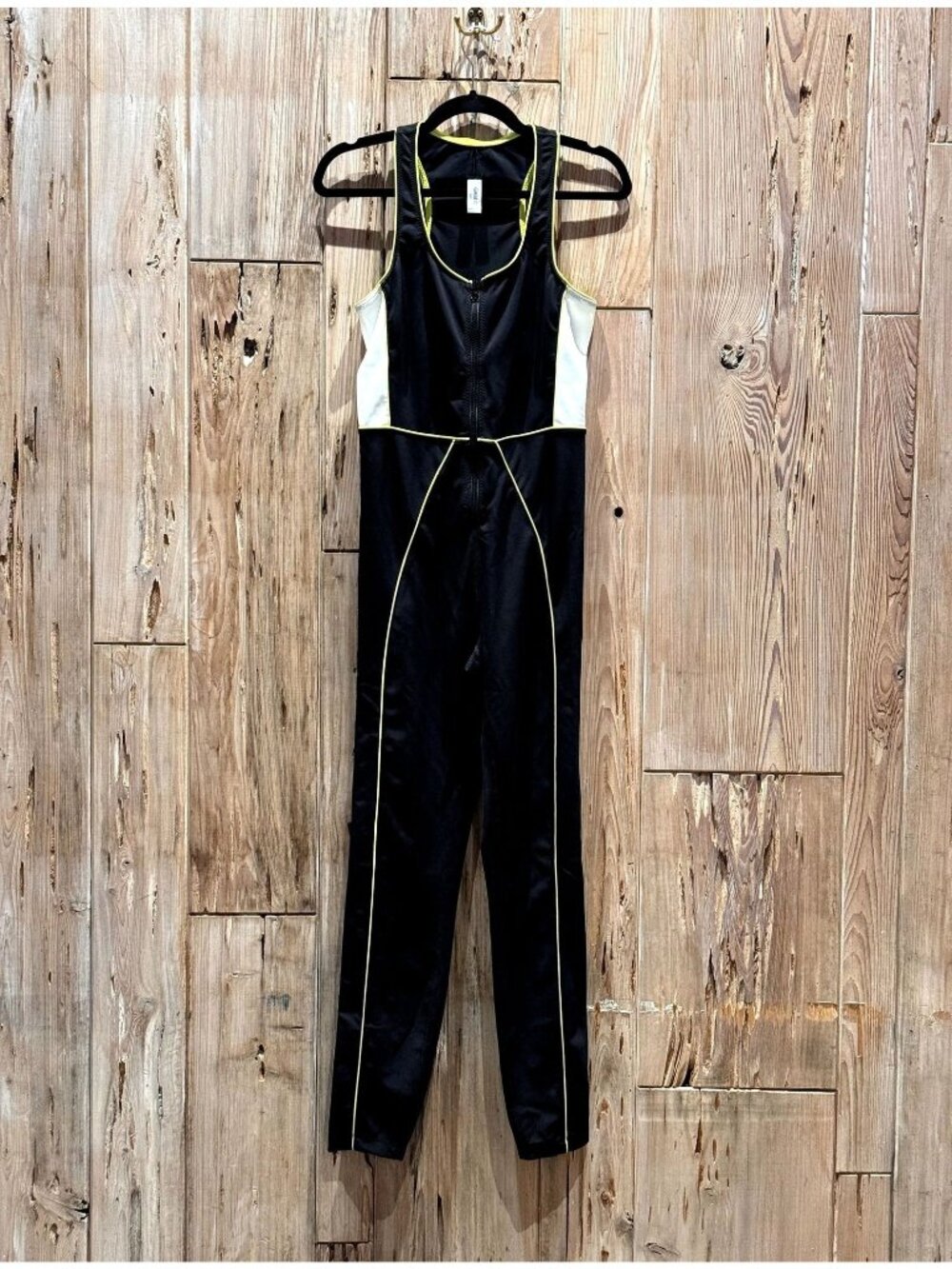 Gigi C Sport Taylor Catsuit L Black White Green NWT Womens Activewear Full-Lengt